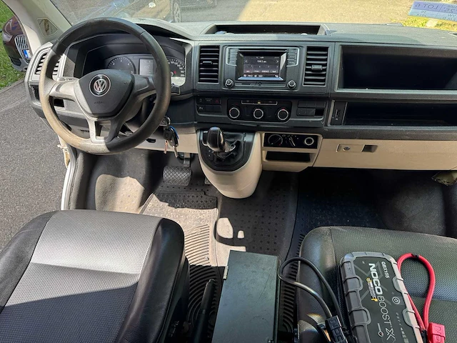 2018 volkswagen transporter kombi - afbeelding 18 van  118