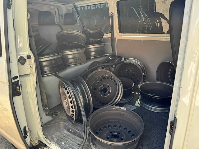 2018 volkswagen transporter kombi - afbeelding 19 van  118