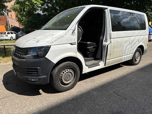 2018 volkswagen transporter kombi - afbeelding 34 van  118