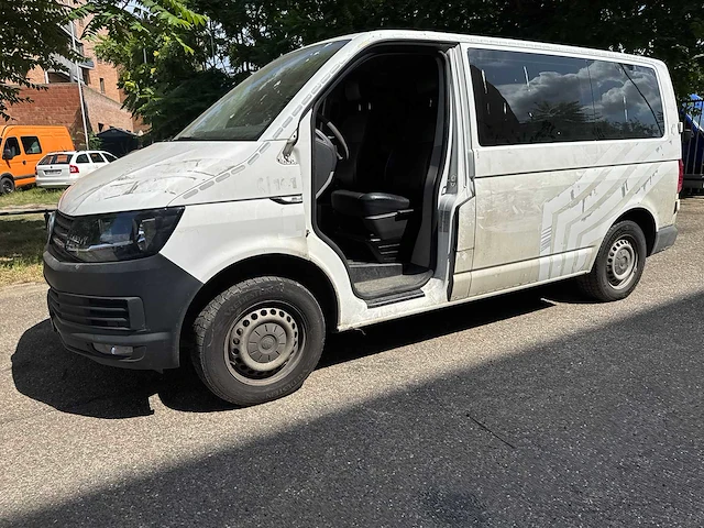 2018 volkswagen transporter kombi - afbeelding 36 van  118