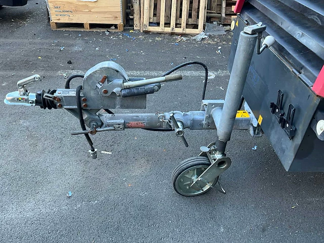 2019 atlas copco cpp818565 mobiele schroefcompressor - afbeelding 7 van  11