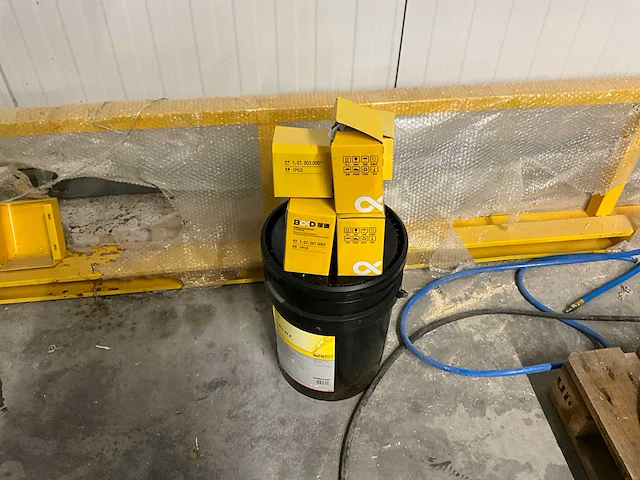 2019 b&d pm7,5tk perslucht schroefcompressor + ontvochtiger - afbeelding 12 van  15