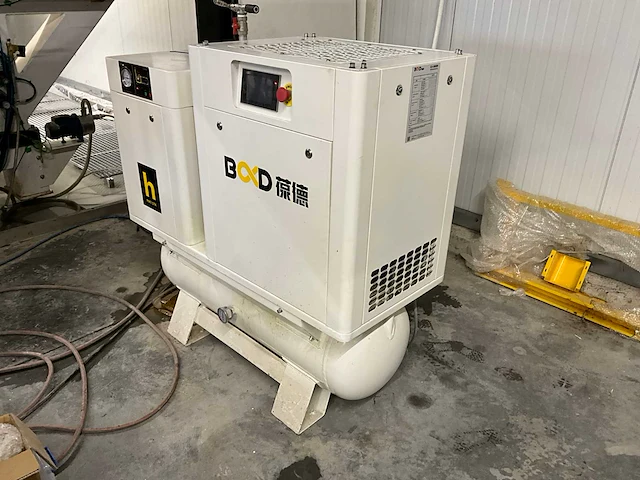2019 b&d pm7,5tk perslucht schroefcompressor + ontvochtiger - afbeelding 1 van  15