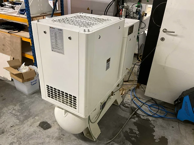 2019 b&d pm7,5tk perslucht schroefcompressor + ontvochtiger - afbeelding 3 van  15