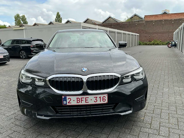2019 bmw 318d personenauto - afbeelding 2 van  23
