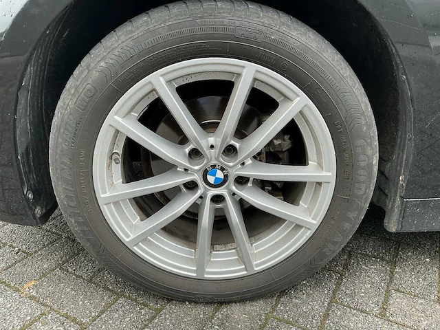 2019 bmw 318d personenauto - afbeelding 9 van  23