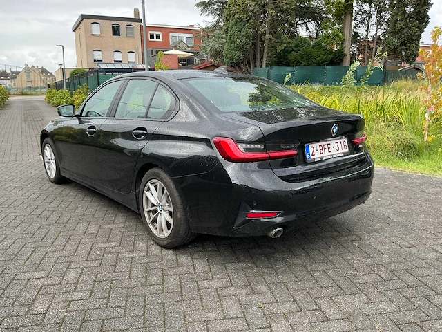 2019 bmw 318d personenauto - afbeelding 17 van  23