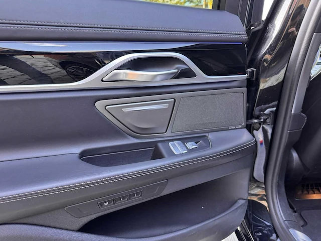 2019 bmw 7 serie - afbeelding 9 van  19