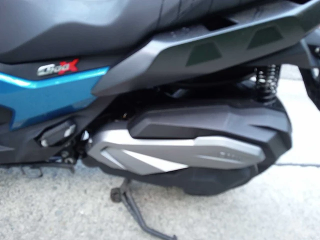 2019 bmw c400x scooter - afbeelding 10 van  10