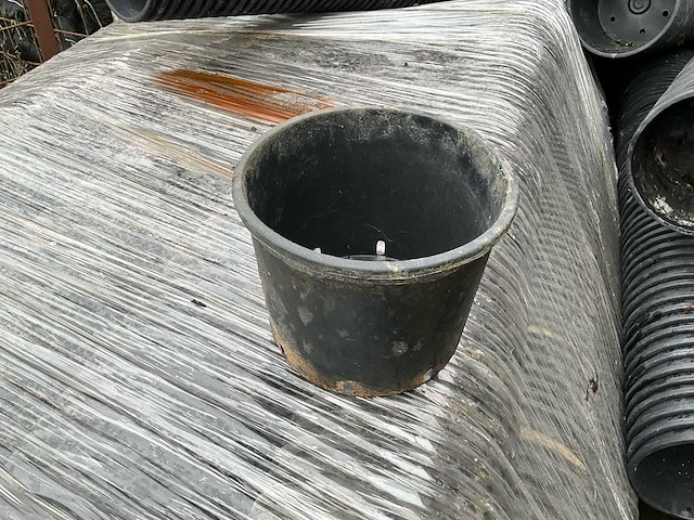 2019 buitenpot (24000x) - afbeelding 3 van  6