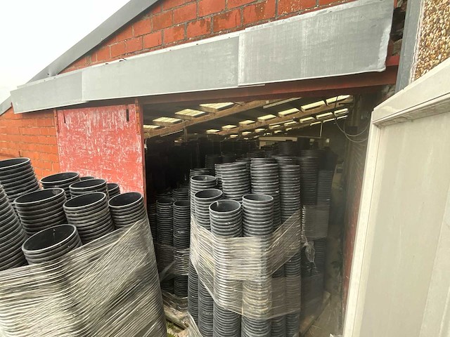 2019 buitenpot (24000x) - afbeelding 5 van  6