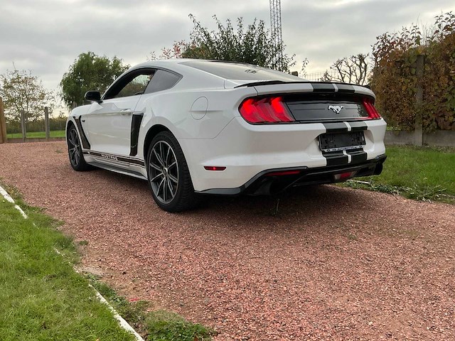2019 ford mustang fastback personenauto - afbeelding 42 van  45