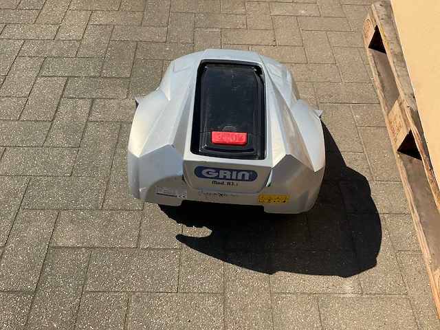 2019 grin mod r3.i demo robotmaaier 5500m2 - afbeelding 4 van  7