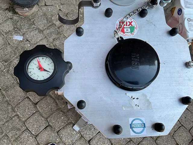 2019 ibix professionele straalapparatuur voor luchtgommen - complete installatie - afbeelding 32 van  34