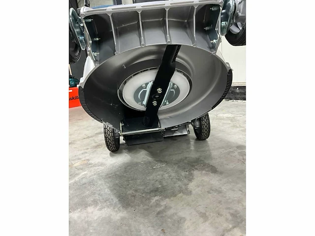 2019 iseki sw8210bae4 grasmaaier - afbeelding 4 van  13
