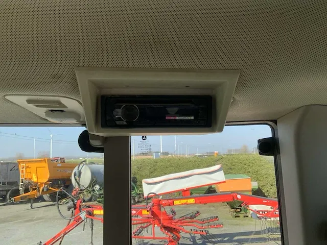 2019 john deere 6135m vierwielaangedreven landbouwtractor - afbeelding 8 van  23