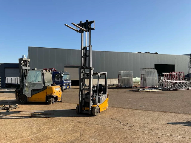 2019 jungheinrich efg-215 vorkheftruck - afbeelding 18 van  26