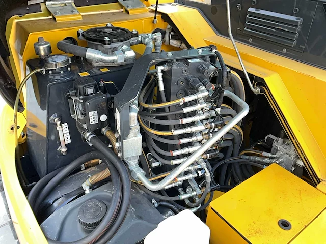 2019 komatsu pc80mr midigraafmachine - afbeelding 18 van  30