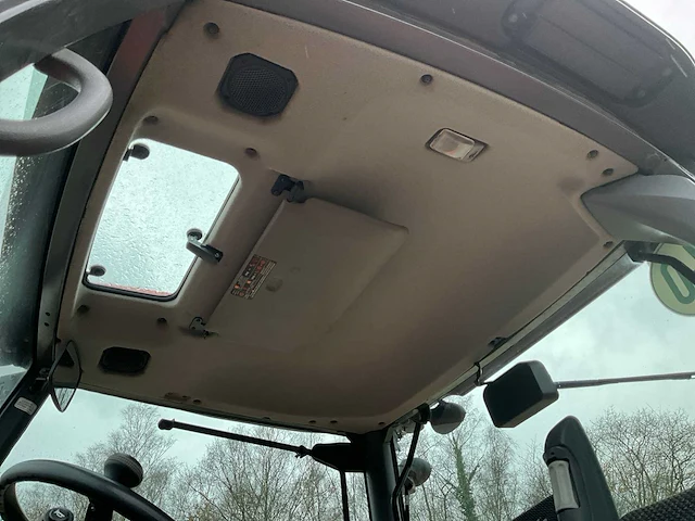 2019 kubota m7171 vierwielaangedreven landbouwtractor - afbeelding 28 van  49