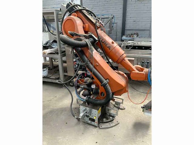 2019 kuka industriële robot - afbeelding 8 van  15