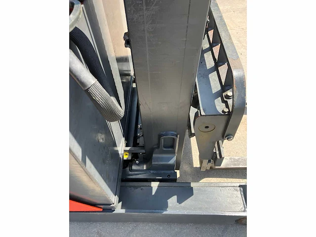 2019 linde r14 reach truck met lage mast - afbeelding 9 van  43