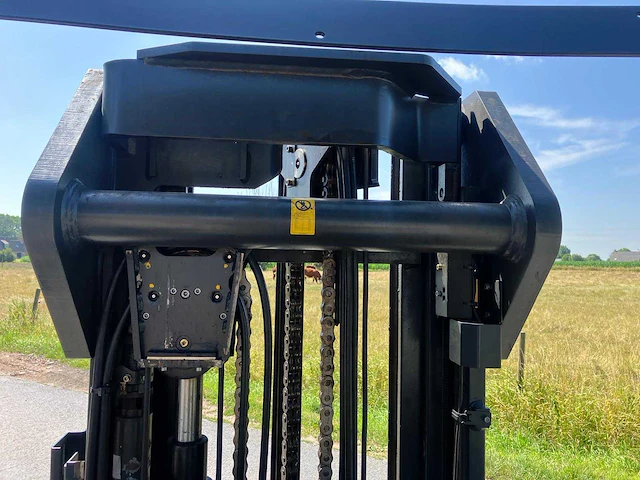 2019 linde r14 reach truck met lage mast - afbeelding 11 van  43