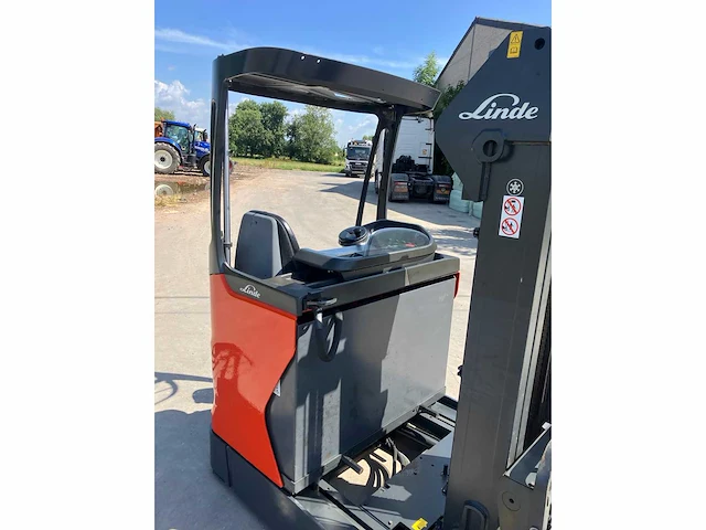 2019 linde r14 reach truck met lage mast - afbeelding 25 van  43