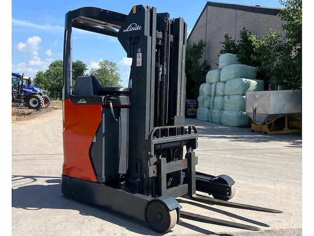 2019 linde r14 reach truck met lage mast - afbeelding 23 van  43