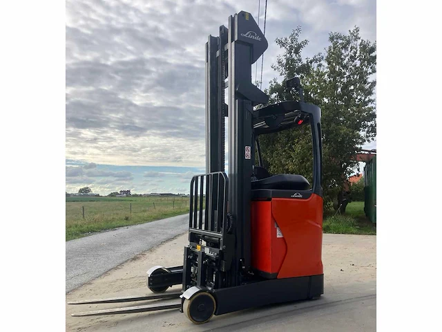 2019 linde r14 reach truck - afbeelding 1 van  50