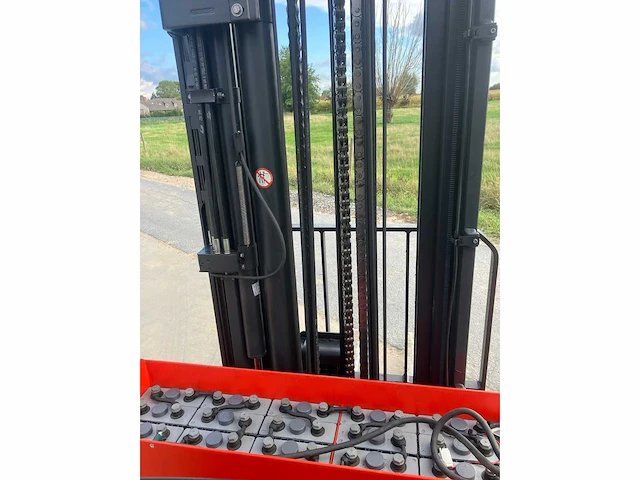 2019 linde r14 reach truck - afbeelding 15 van  50