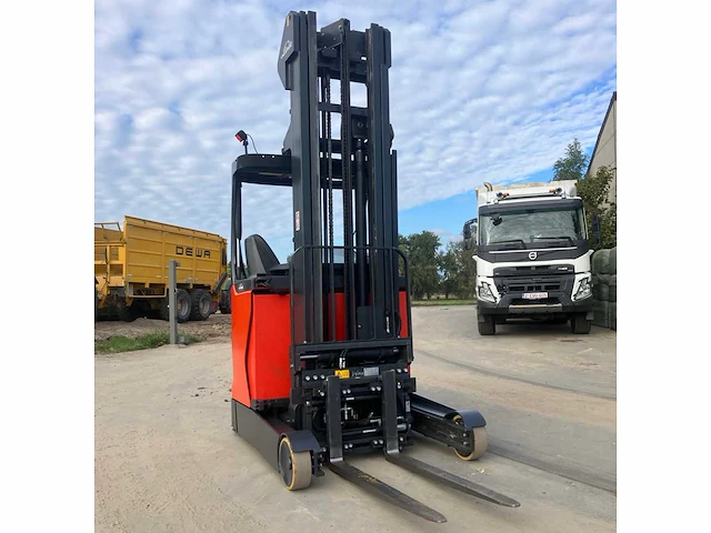 2019 linde r14 reach truck - afbeelding 23 van  50