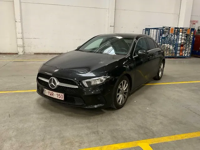 2019 mercedes-benz a180d personenauto - afbeelding 1 van  11