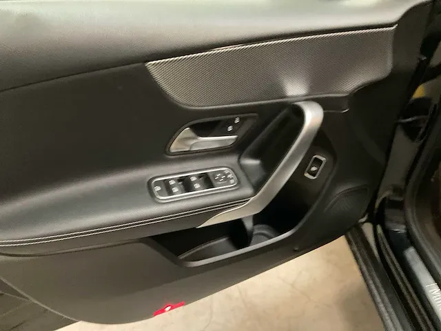 2019 mercedes-benz a180d personenauto - afbeelding 11 van  11
