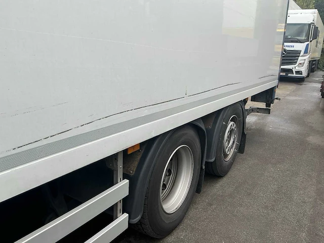 2019 mercedes-benz actros 2645 vrachtwagen - afbeelding 24 van  31