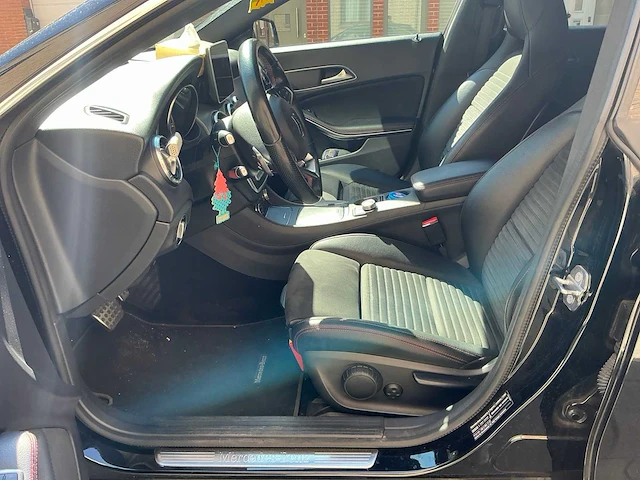 2019 mercedes-benz cla 200d pack amg stationwagon auto - afbeelding 15 van  45