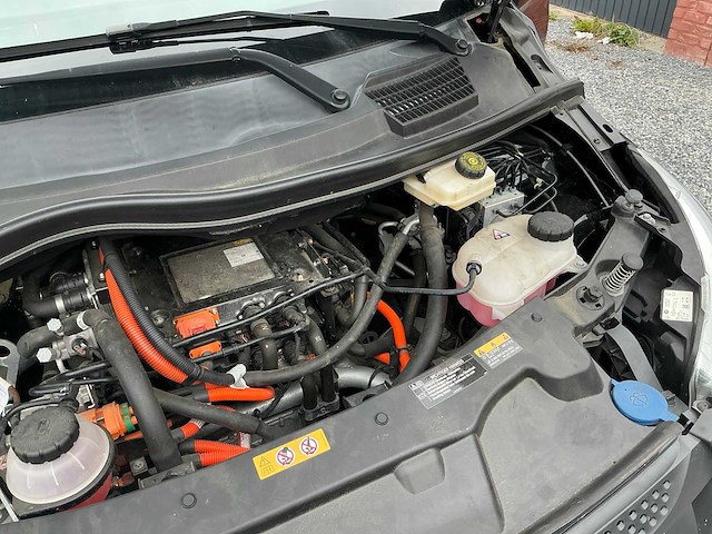 2019 mercedes-benz evito tourer personenauto - afbeelding 31 van  50