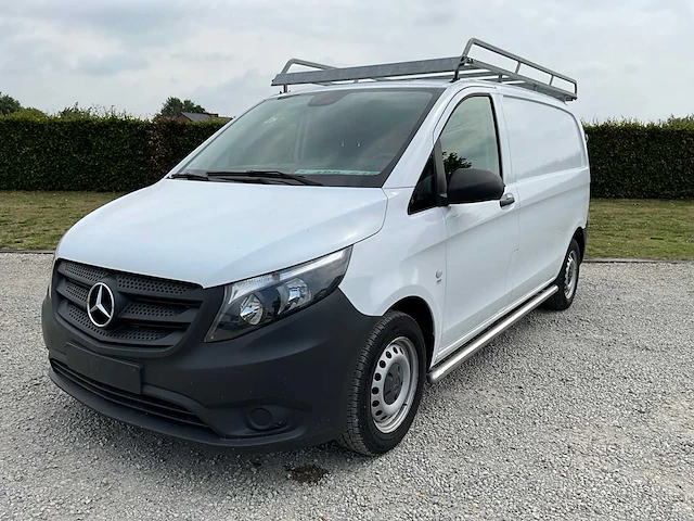 2019 mercedes-benz lichte vrachtwagen - afbeelding 1 van  27