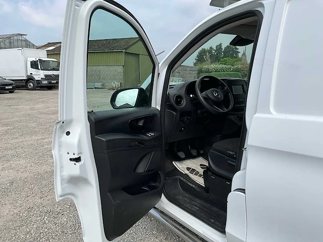 2019 mercedes-benz lichte vrachtwagen - afbeelding 27 van  27