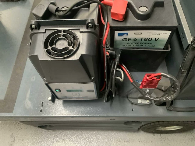2019 nilfisk sr 1101 b zelfrijdende veegmachine - afbeelding 10 van  11