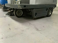 2019 nilfisk sr 1101 b zelfrijdende veegmachine - afbeelding 7 van  11