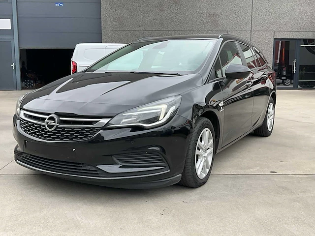 2019 opel astra sports tourer - afbeelding 1 van  45