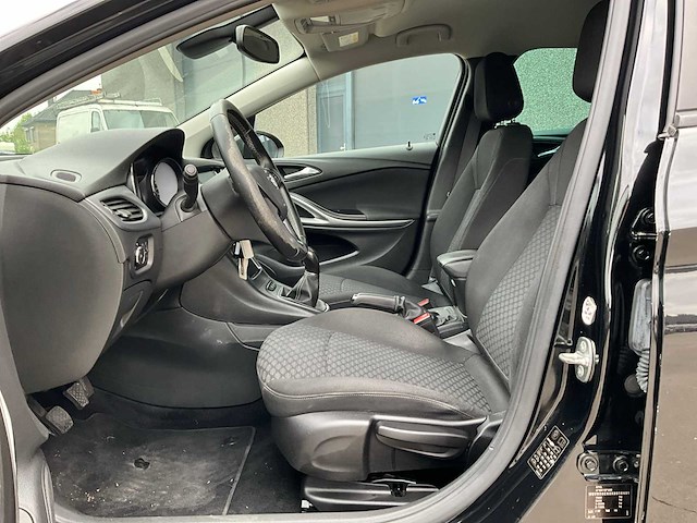 2019 opel astra sports tourer - afbeelding 8 van  48