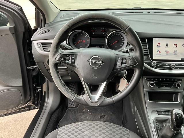 2019 opel astra sports tourer - afbeelding 13 van  48