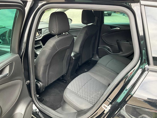 2019 opel astra sports tourer - afbeelding 20 van  48