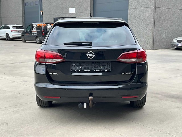2019 opel astra sports tourer - afbeelding 34 van  48