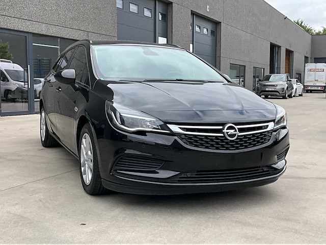2019 opel astra sports tourer - afbeelding 46 van  48