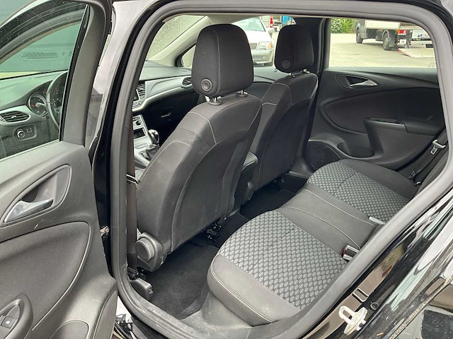 2019 opel astra sports tourer - afbeelding 21 van  45