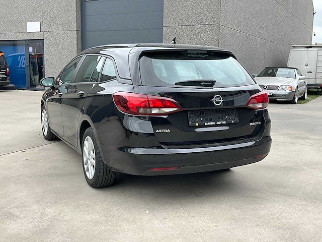 2019 opel astra sports tourer - afbeelding 34 van  45