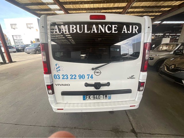 2019 opel vivaro ambulance ajr 1.6 dci auto - afbeelding 28 van  33