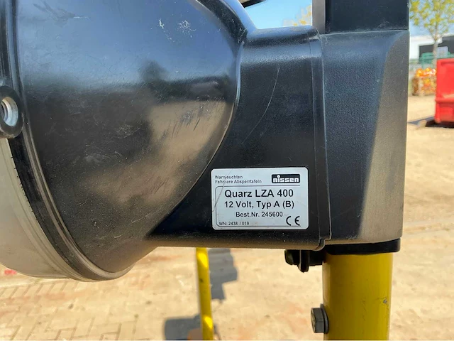 2019 set verkeerslichten 12 volt nissen quarz lza 400 (2x) - afbeelding 5 van  6